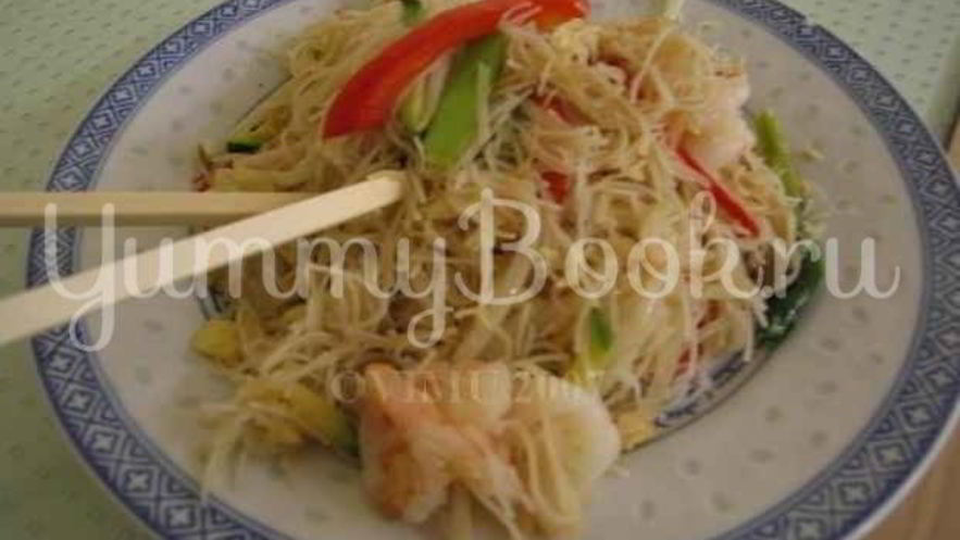 Рецепт лапши рисовой с овощами и креветками