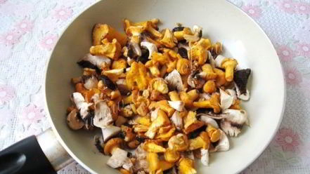 Рецепт лапши с грибами в сливочном соусе