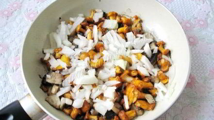 Рецепт лапши с грибами в сливочном соусе