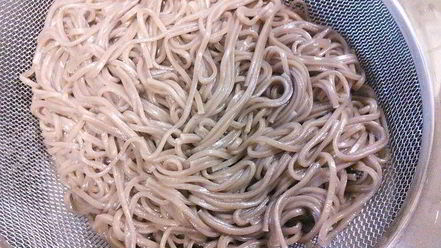 Рецепт лапши с курицей и овощами