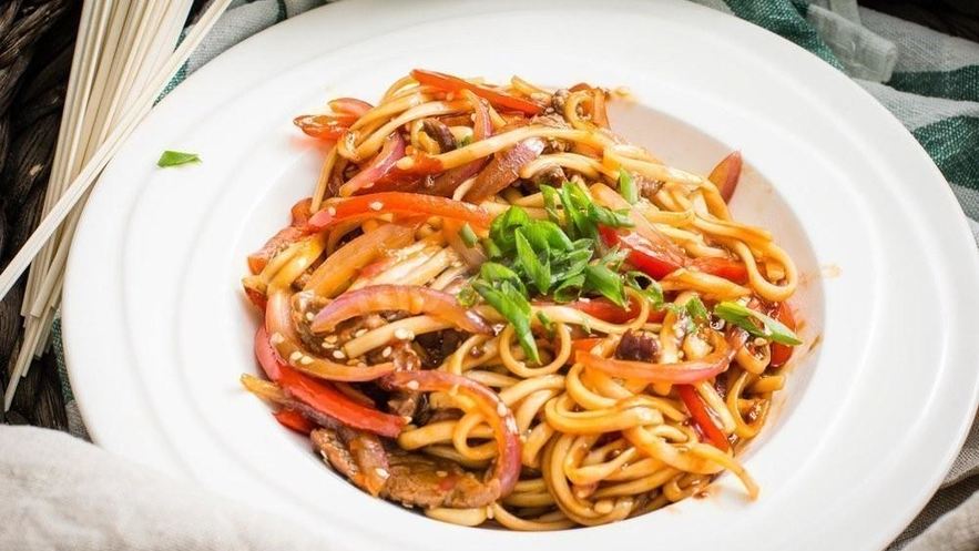 Рецепт лапши удон со свининой в сладком соусе