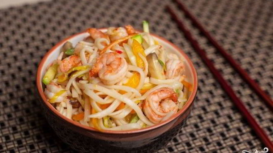 Рецепт лапши вок с креветками