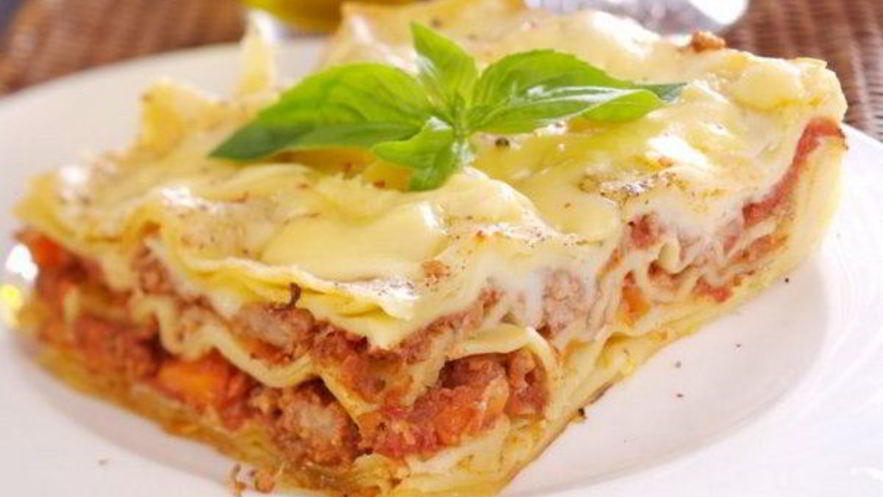 Рецепт мясной лазанья под белым соусом