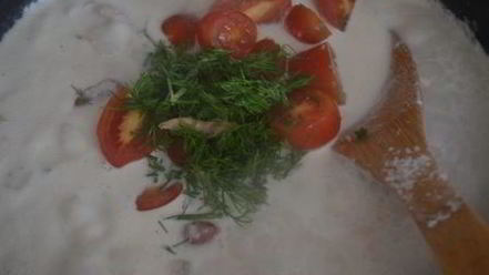 Рецепт черной пасты со сливочной форелью