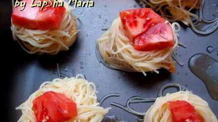 Рецепт гнезд из спагетти с куриным филе