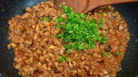 Рецепт каннеллонь с грибами и фаршем