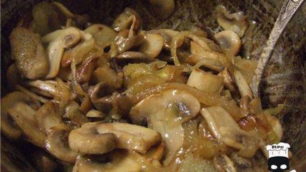 Рецепт каннеллонь с грибами и креветками под пикантным соусом