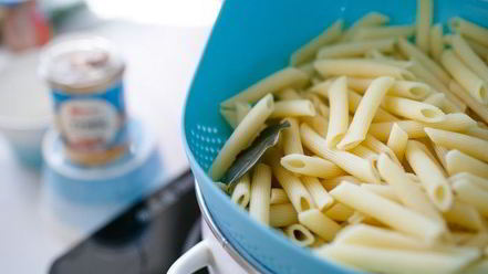 Рецепт макарон по-флотски с тунцом