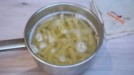 Рецепт макарон под сырным соусом