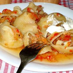 Рецепт Макарон ракушки с фаршем кабачками и помидорами