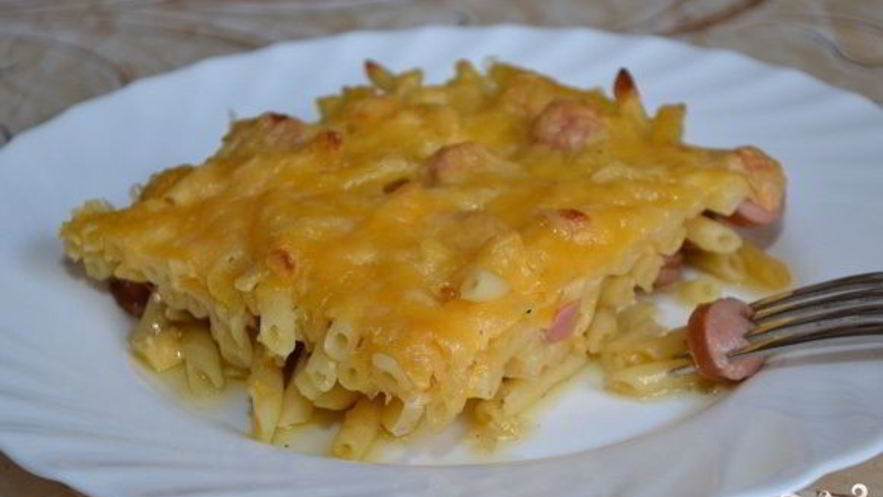 Рецепт макарон с сосиской в духовке
