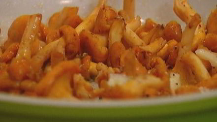 Рецепт пасты с грибами, рикоттой и базиликом