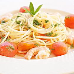 Рецепт Пасты с креветками и томатами черри
