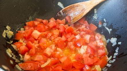 Рецепт пасты с соусом из курицы и баклажанов