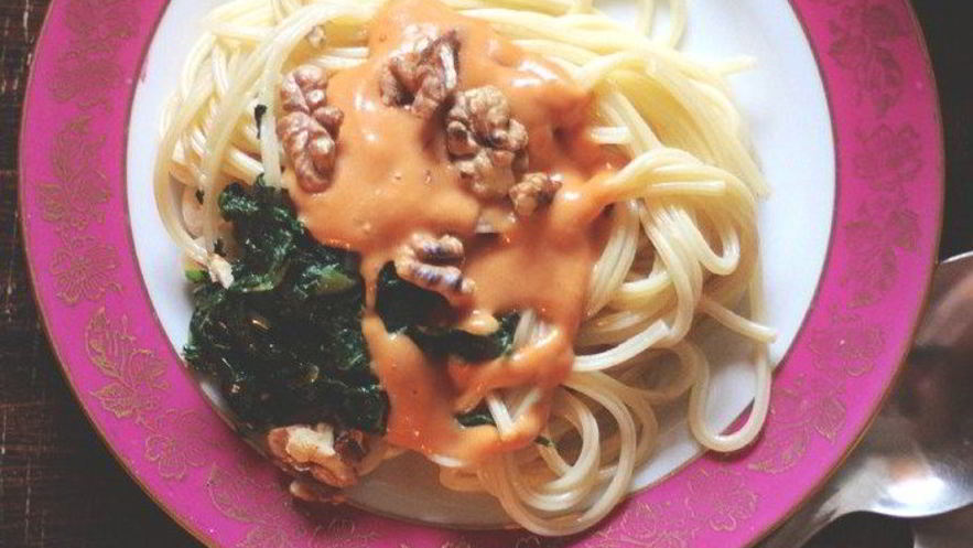 Рецепт пасты со шпинатом и соусом из фасоли