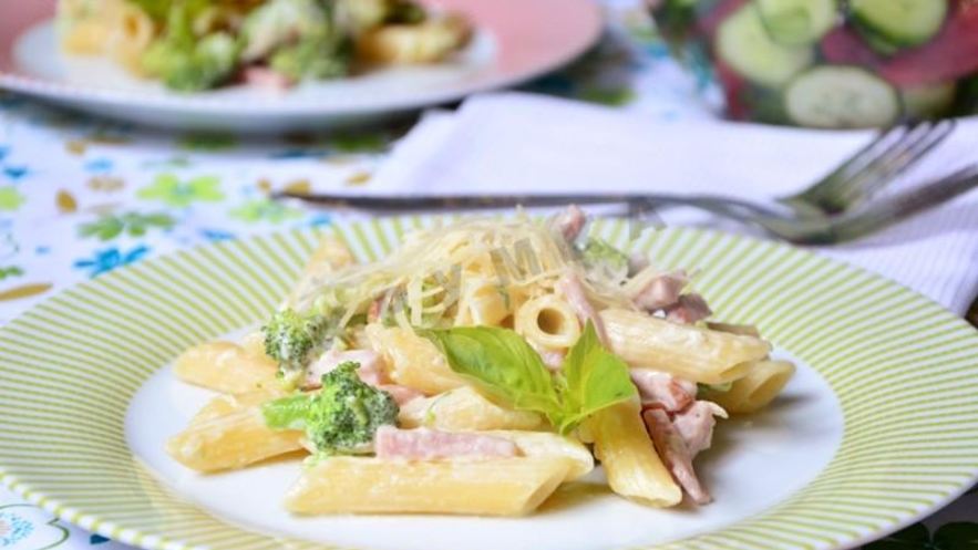 Рецепт пасты в сливочном соусе с брокколи