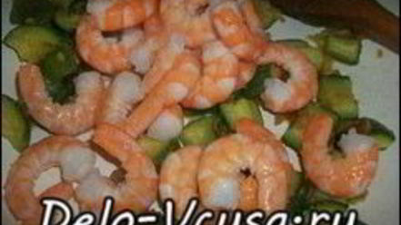 Рецепт спагетти с креветками и цукини