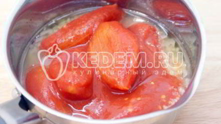 Рецепт спагетти с томатным соусом и базиликом