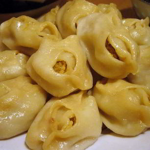 Рецепт Мантов со свининой и тыквой