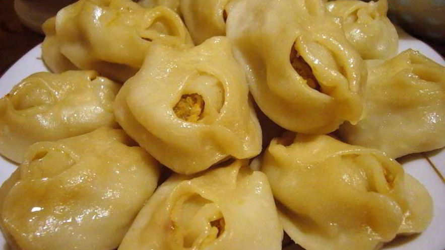 Рецепт мантов со свининой и тыквой