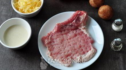 Рецепт мяса по-французски с грибами и помидорами