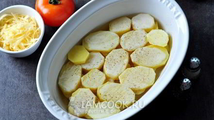 Рецепт мяса по-французски с грибами и помидорами