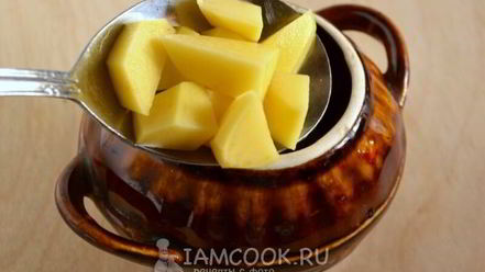 Рецепт баранины в горшочках с картошкой