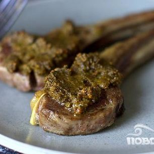 Рецепт Бараньих ребрышек с фисташковым тапенадом