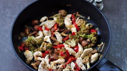 Рецепт филе куриного с брокколи и болгарским перцем