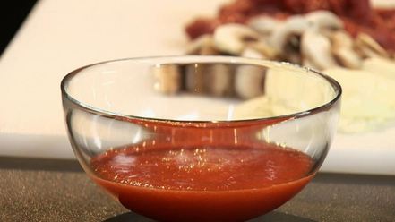 Рецепт говядины по-строгановски с клюквенным соусом