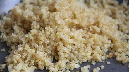 Рецепт говядины с огурцами и квиноа