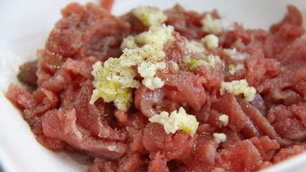 Рецепт говядины с огурцами и квиноа