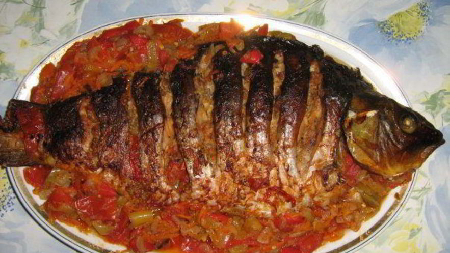 Рецепт карпа в овощном гювече