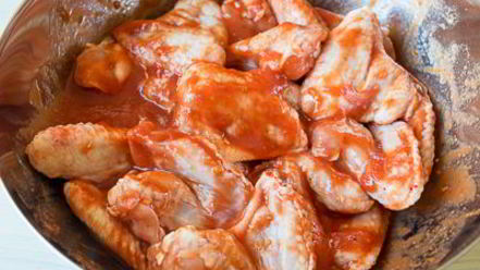 Рецепт крылышек в томатном маринаде