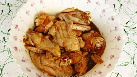 Рецепт куриных крылышек в соево-чесночном маринаде