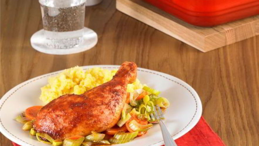 Рецепт куриных ножек на подушке из овощей