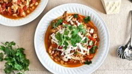 Рецепт курицы с консервированной фасолью