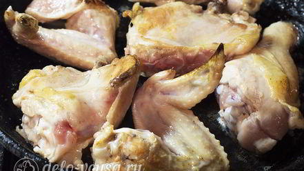 Рецепт курицы в духовке под соусом