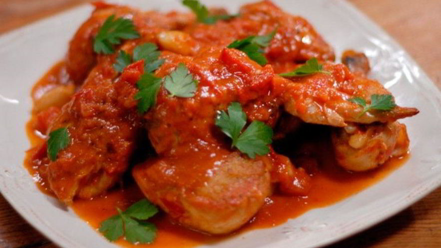 Рецепт курицы в томатном соусе в духовке