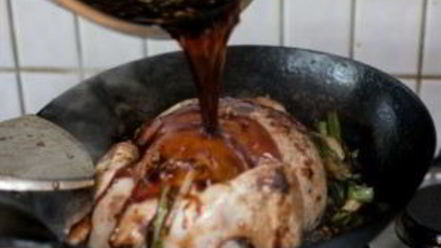 Рецепт курицы, запеченой в воке целиком