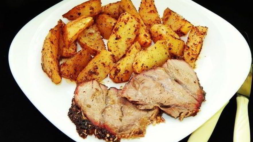 Рецепт рульки с картофелем по-царски