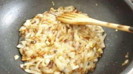 Рецепт сочной говядины на сковороде