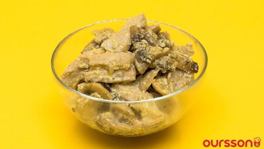 Рецепт свинины обжаренной в шампиньонах со сливками