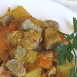 Рецепт Тушеной свинины с кабачками в мультиварке