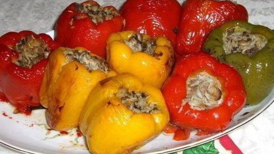 Рецепт болгарского перца с начинкой из куриного фарша