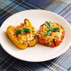 Рецепт Болгарского перца, запеченного с брынзой и грибами