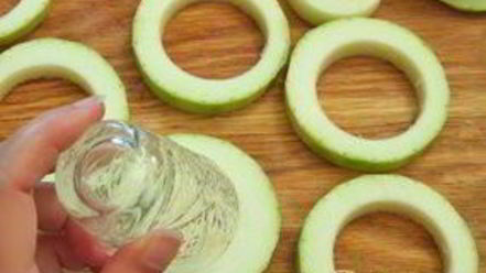 Рецепт фаршированных кабачков на сковороде