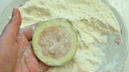 Рецепт фаршированных кабачков на сковороде