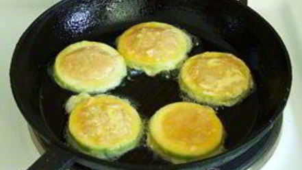 Рецепт фаршированных кабачков на сковороде