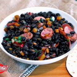 Рецепт Фасоли Прето с копчеными колбасками